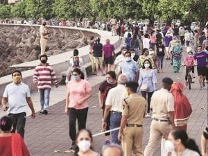 Maharashtra May Impose Lockdown in Mumbai