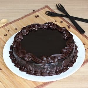 Frosty-Round-Chocolate-Cake-230518-A