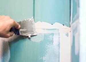 5 Easy Tips to Fix Cracked Walls Permanently