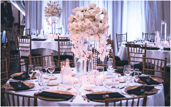 Decorating Each Wedding Table Differently