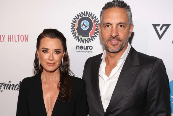 Are Kyle Richards and Mauricio Still Together? A Love Story on the ...