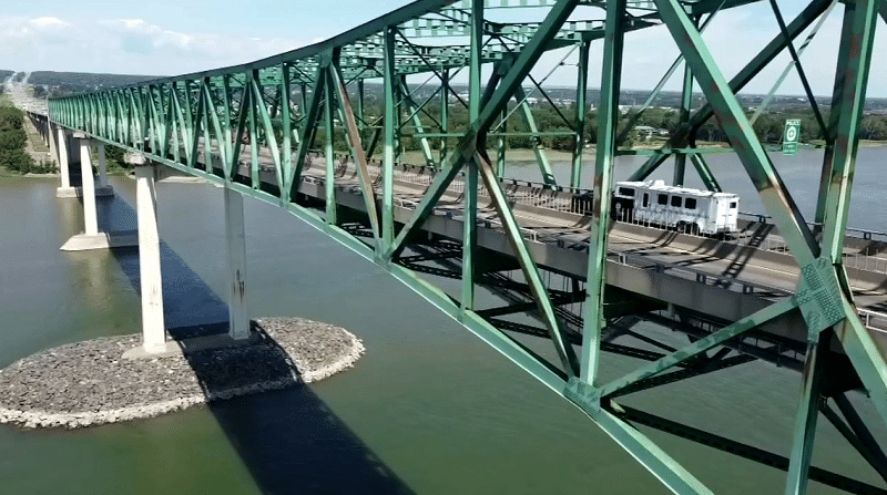 Laviolette Bridge Suicide Case