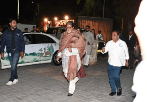 Amitabh Bachchan Returns With His Family