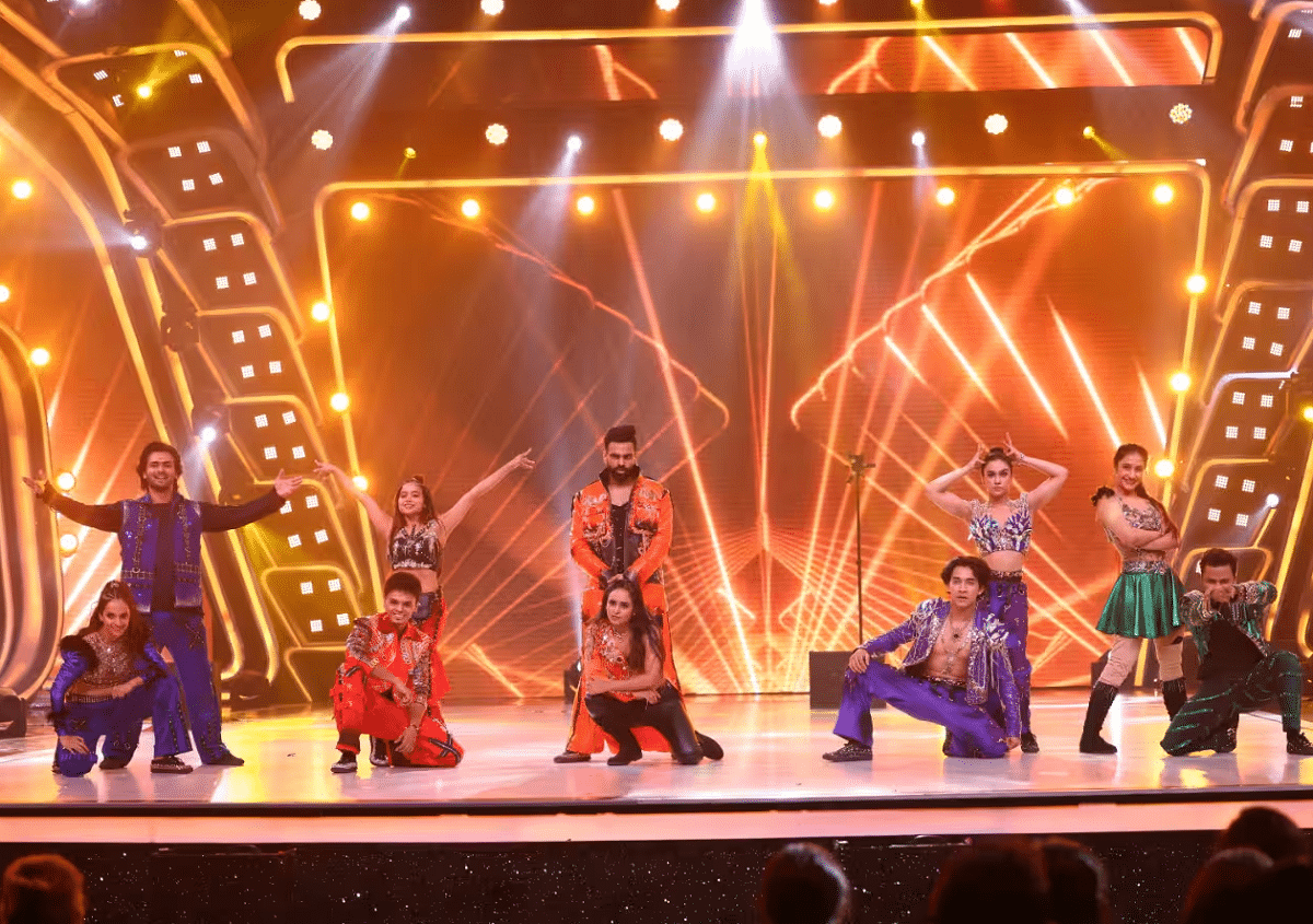 Jhalak Dikhhla Jaa 11 Grand Finale Shoaib Ibrahim, Manisha Rani And other Finalists Perform Together
